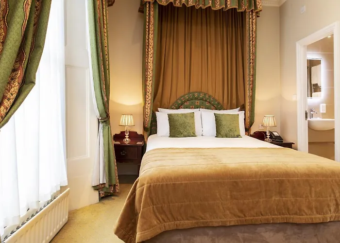 Discovering London's Budget Hotels: Where to Stay on a Tight Travel Budget