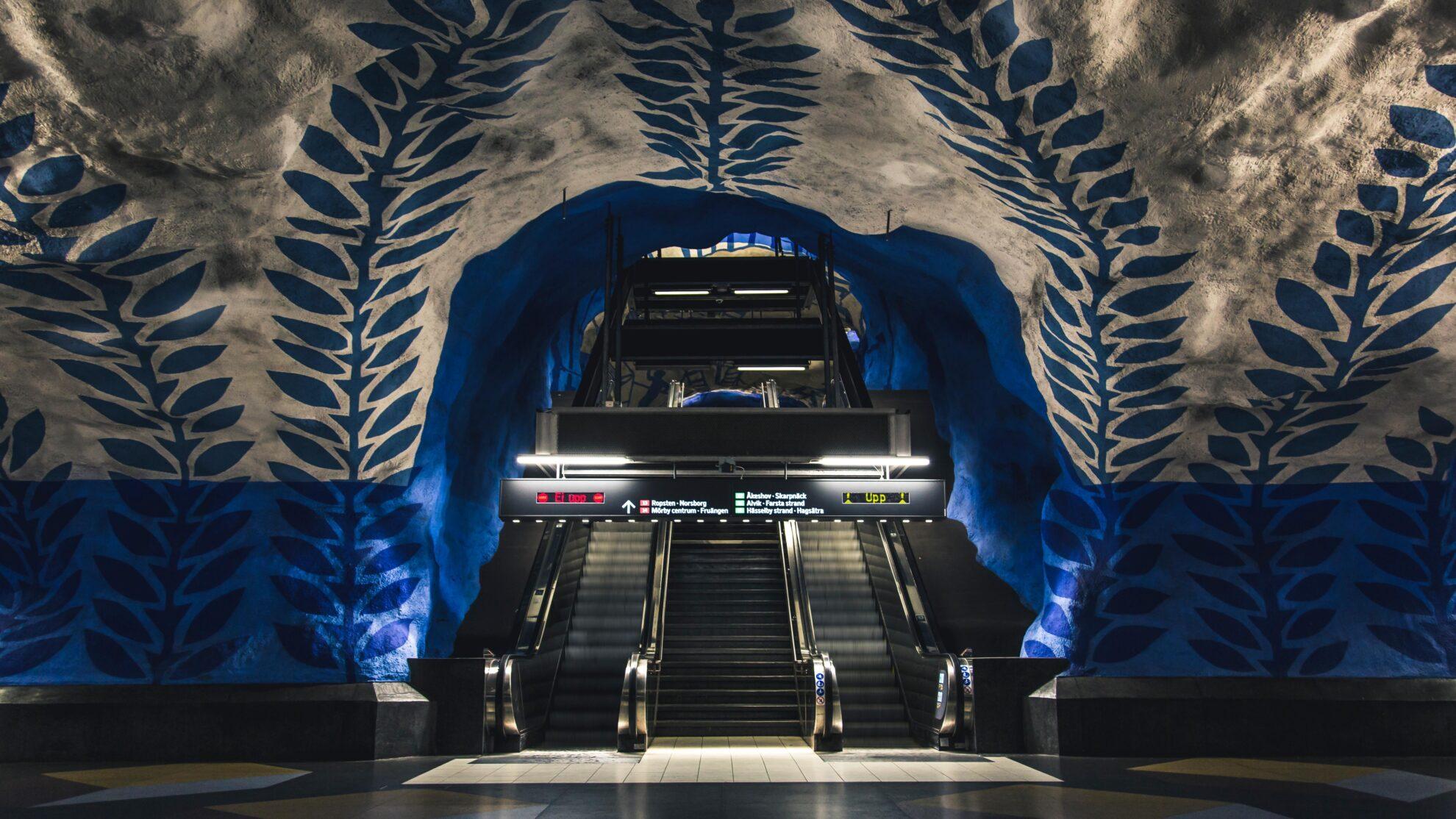T-Centralen, Estocolmo. Las estaciones de metro más bellas del mundo.