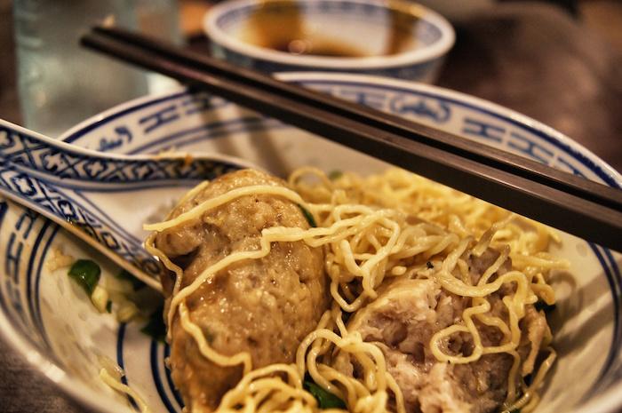 essen-in-hong-kong-fischsuppe